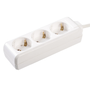 WYP10-16-03-05-Z-N Удлинитель У03 3 места 2 Р + P Е  / 5метров 3х1мм2 16А / 250 IEK