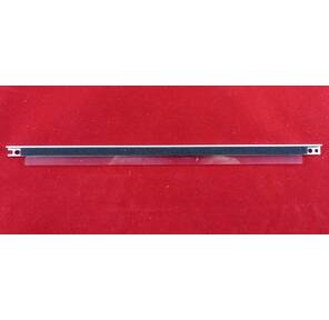Дозирующее лезвие  (Doctor Blade) HP LJ 1010 / 1200 / 1000w / 1012 / 1015 / 1018 / 1020 / 1022 / 1300 / 1150 / 2035 / 2055  (с уплотнителем)  (ELP,  Китай)
