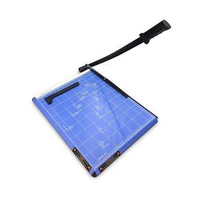 ГЕЛЕОС Резак сабельный РС A3-2,  А3,  11-12 листов  (70г / м2),  прижим механич. корпус металл