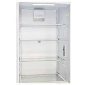 Встраиваемые холодильники Korting /  Встраиваемый холодильник-морозильник с функцией No Frost холодильного и морозильного отделений,  Класс энергопотребления: A+,   электронное управление с LED индикацией,   Динамическое охлаждение Dynamic Air Cooling х / о,  стеклянные полки в х / о,   большой ящик для овощей и  фруктов  CrispBox  c регулировкой влажности,  Выдвижная полка Sliding Tray в м / о,  Cкрытая ниша для хранения бутылок,  закрывающаяся дверная полка в х / о,  LED освещение х / о,  количество компрессоров: 1