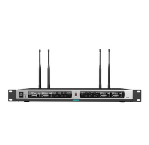 Беспроводной приемник   Четырехканальный дизайн PLL. Функция автоматической связи с цифровой блокировкой PLL канала UHF200. С экраном дисплея  (для отображения частоты,  канала,  шумоподавления, 