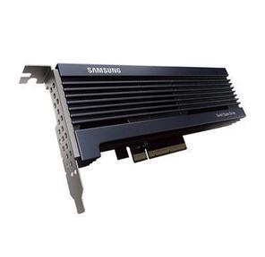 Samsung SSD 3200GB PM1735 HHHL PCIe Gen4 x8 R / W 8000 / 3800 MB / s 1 500 000 / 250 000 IOPs DWPD3 5Y