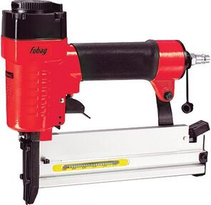 FUBAG SN4050 Пистолет гвоздескобозабивной  [100153] {длина гвоздя 15-50мм_длина скобы_16-40мм_ширина скобы 5_7мм_1.05х1.25_100шт_23л / м}