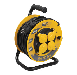 Iek WKP15-16-04-30-44 Катушка УК30 с т / з 4 места 2 Р + P Е  / 30метров 3х1, 5мм2 IP44 "Industrial plus"