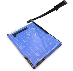 Резак сабельный ГЕЛЕОС РС A3-2,  А3,  11-12 листов  (70г / м2),  прижим механич. корпус металл