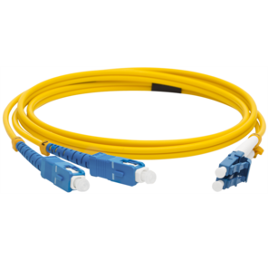 Патч-корд оптический LANMASTER,  LSZH,  дуплексный,  LC / UPC-SC / UPC,  SM OS2,  1.0 м