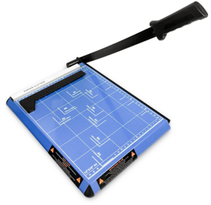 Резак сабельный ГЕЛЕОС РС A4-1,  А4,  11-12 листов  (70г / м2),  прижим механич. корпус металл