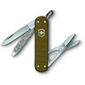 Нож перочинный Victorinox Classic SD Alox L E 2024  (0.6221.L24) 58мм 5функц. коричневый без чехла подар.коробка